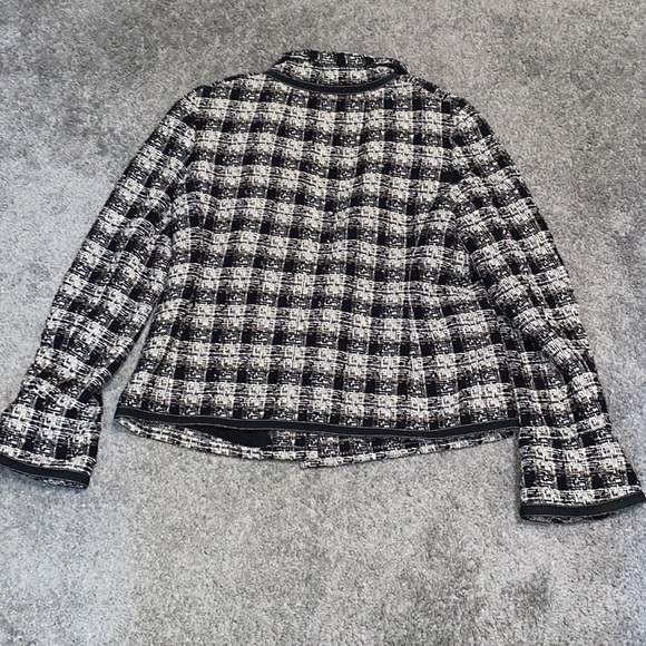 CHANEL blazer - Picture 8 of 8